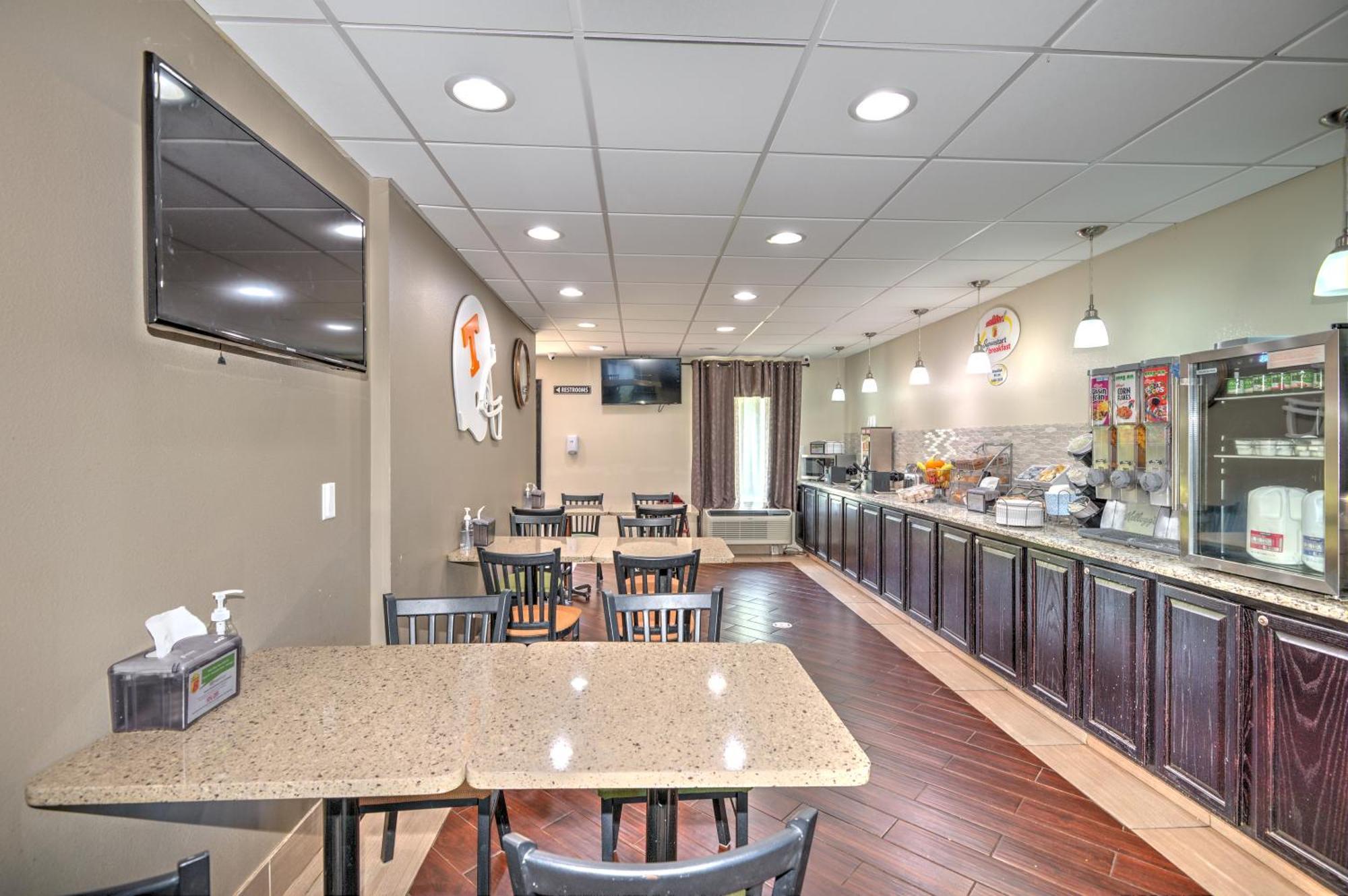 Super 8 By Wyndham Knoxville West/Farragut Bagian luar foto