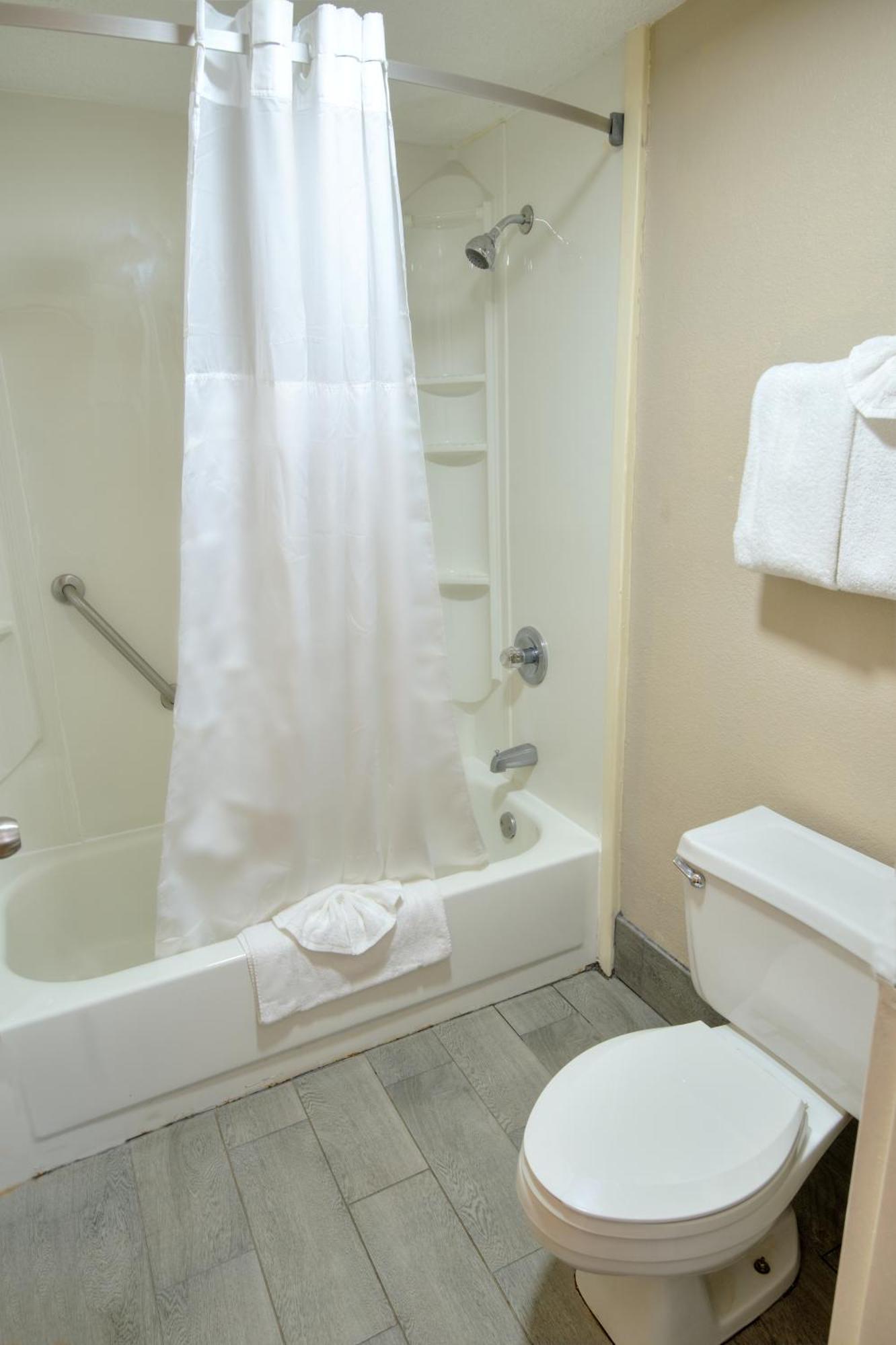 Super 8 By Wyndham Knoxville West/Farragut Bagian luar foto